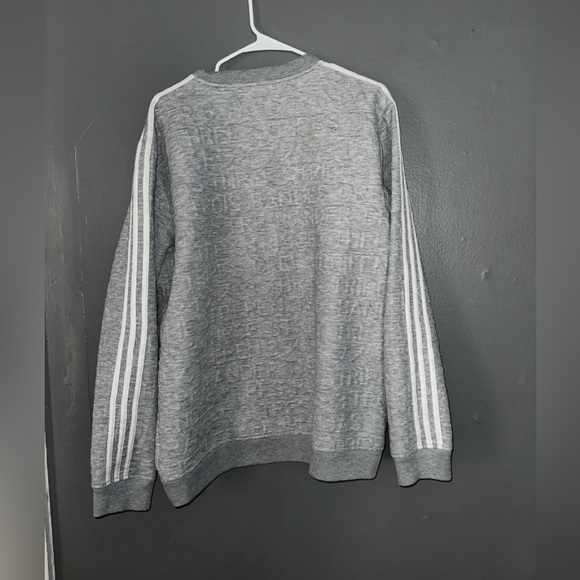 Adidas Crewneck - Picture 2 of 2